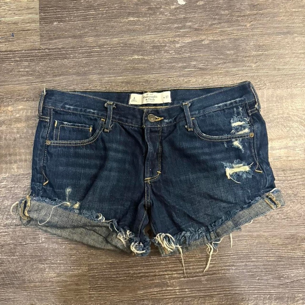 Abercrombie & Fitch Distressed Denim Shorts Women's Size 4